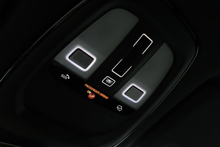 Vehicle Image 35