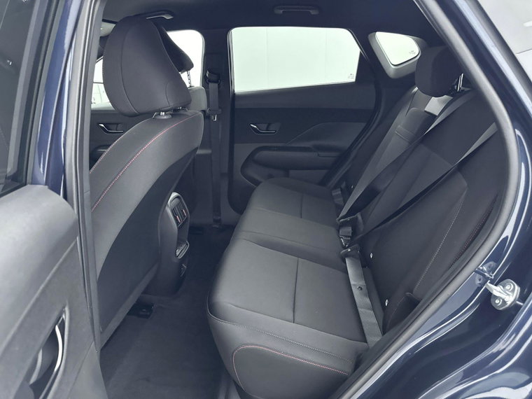 Vehicle Image 23