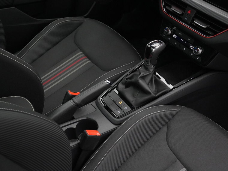 Vehicle Image 42