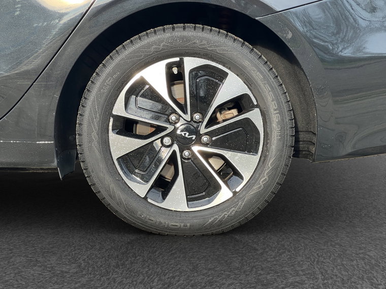 Vehicle Image 21