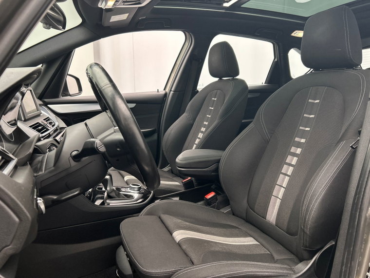 Vehicle Image 31