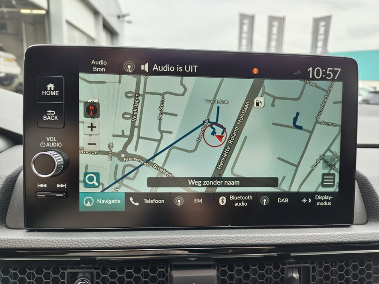 Vehicle Image 19