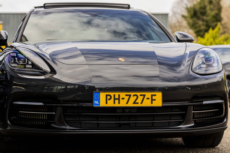 Vehicle Image 13