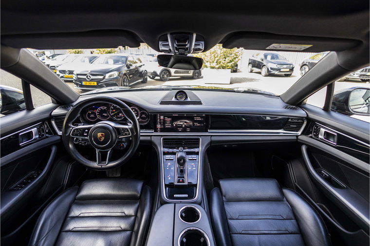 Vehicle Image 30