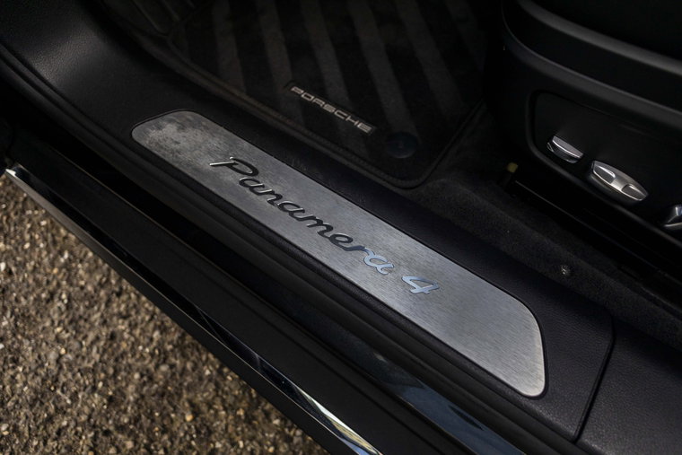 Vehicle Image 40
