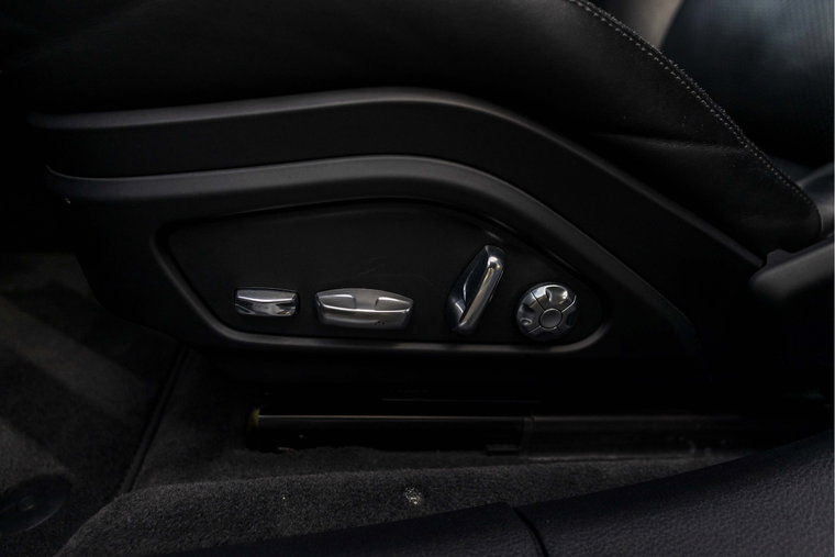 Vehicle Image 41