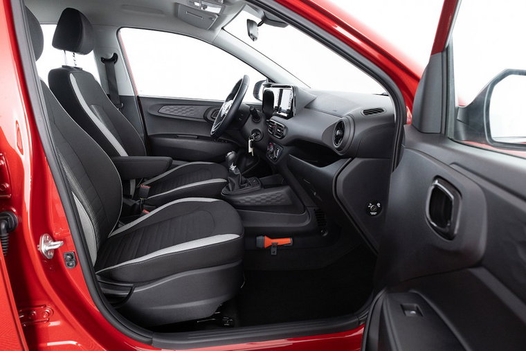 Vehicle Image 7
