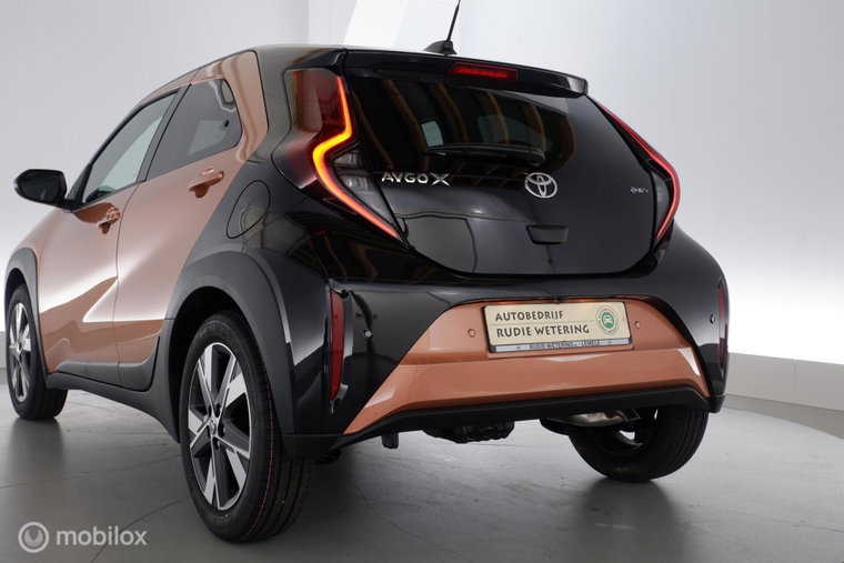 Vehicle Image 30