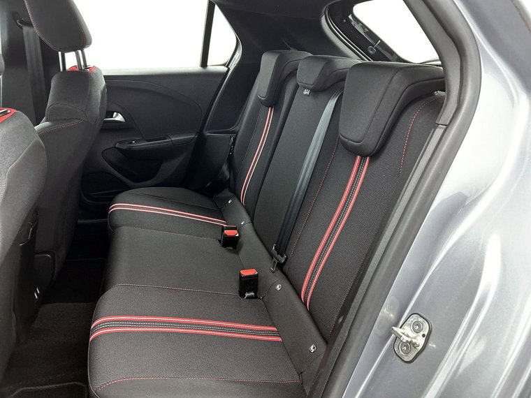 Vehicle Image 26