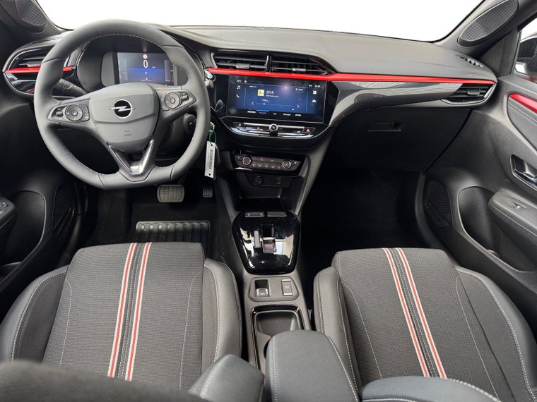 Vehicle Image 16