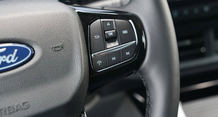 Vehicle Image 24