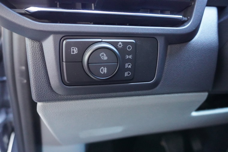 Vehicle Image 38
