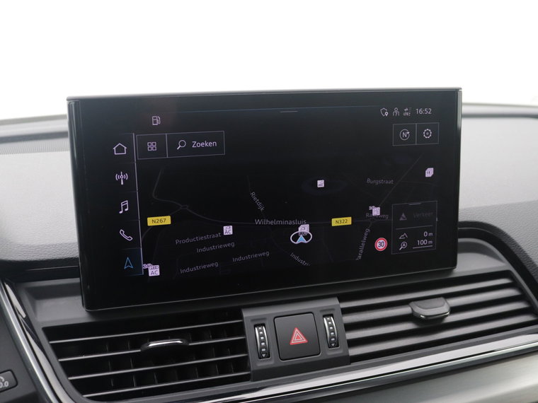 Vehicle Image 18