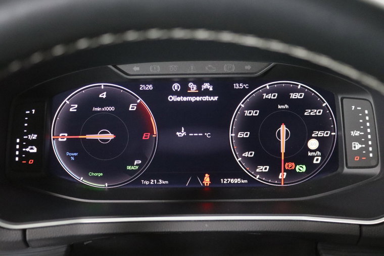 Vehicle Image 32