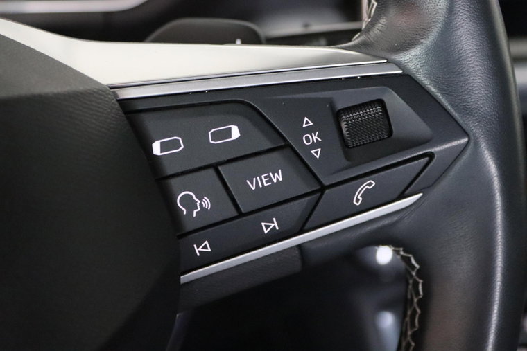 Vehicle Image 33
