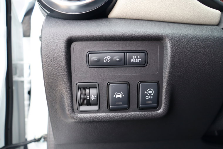 Vehicle Image 23