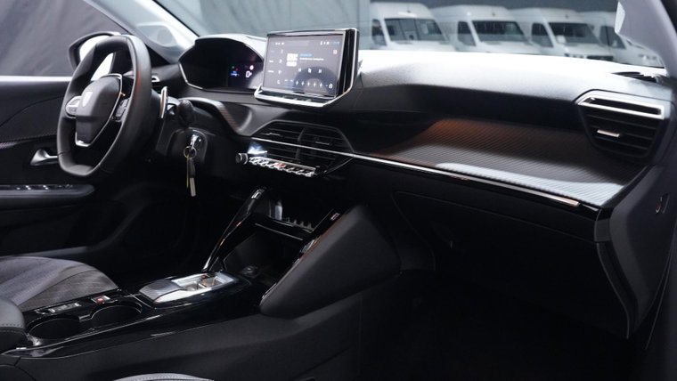 Vehicle Image 39