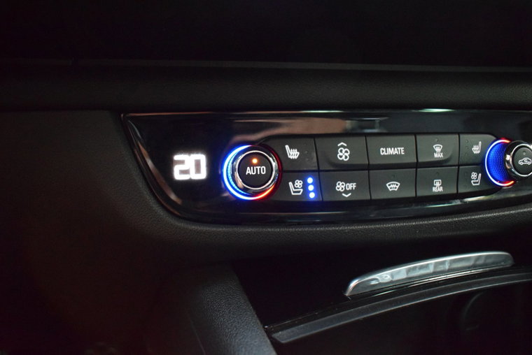 Vehicle Image 33
