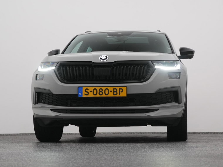 Vehicle Image 35
