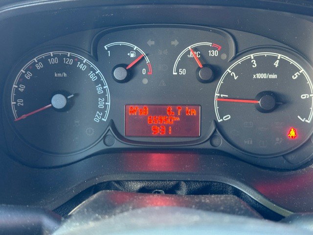 Vehicle Image 13