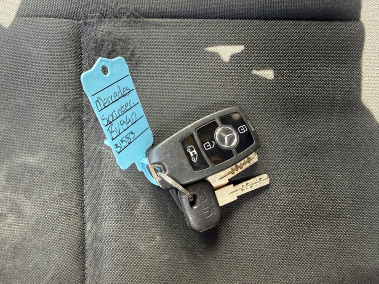 Vehicle Image 27