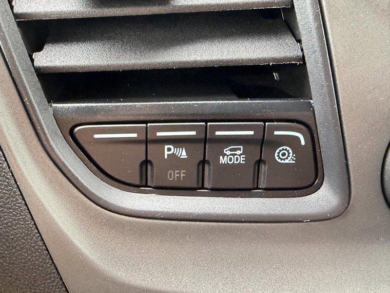 Vehicle Image 28