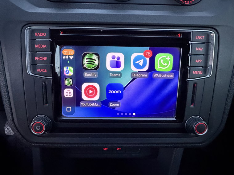 Vehicle Image 6