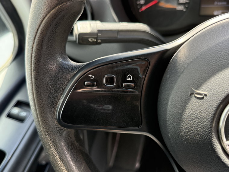 Vehicle Image 24
