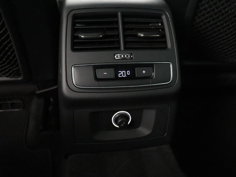 Vehicle Image 27