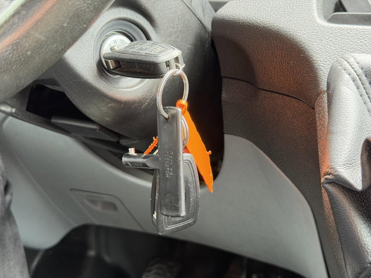 Vehicle Image 22