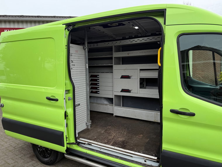 Vehicle Image 22