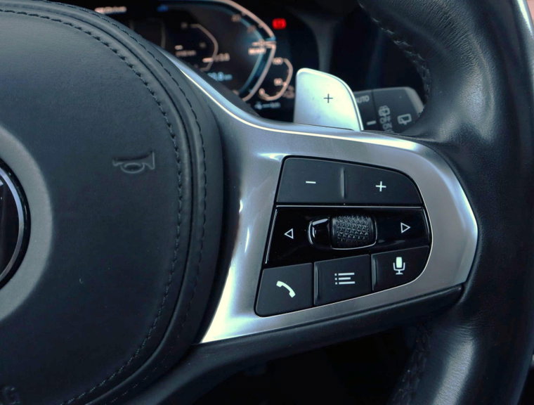 Vehicle Image 22