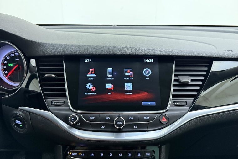 Vehicle Image 30