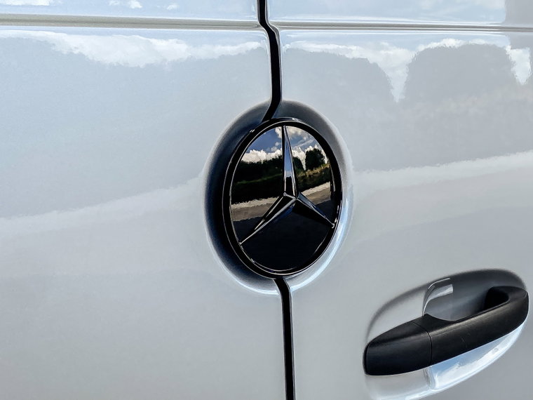 Vehicle Image 38