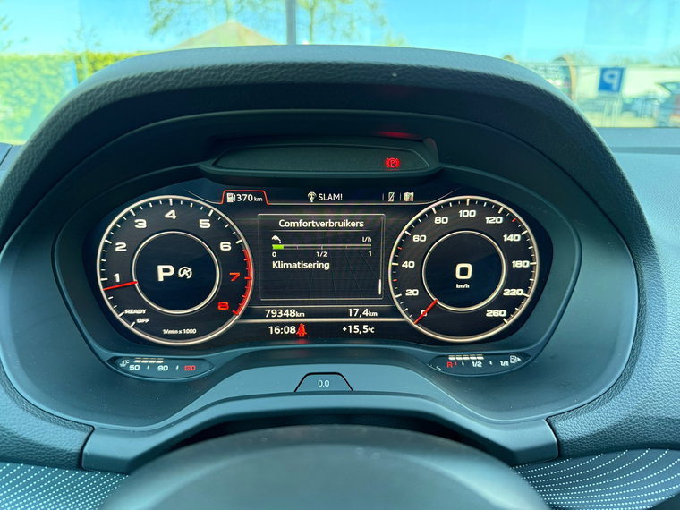 Vehicle Image 35