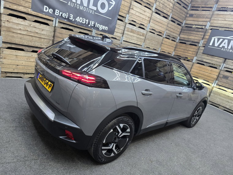 Vehicle Image 20