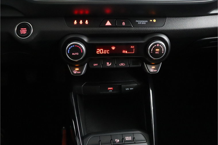 Vehicle Image 28