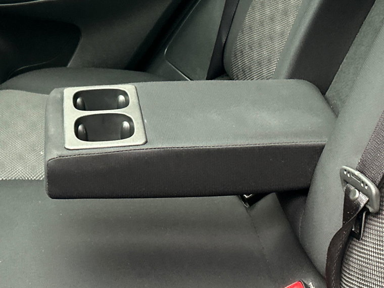 Vehicle Image 39
