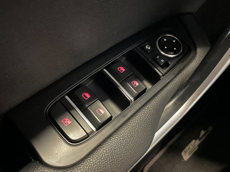 Vehicle Image 45