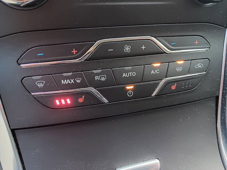 Vehicle Image 46