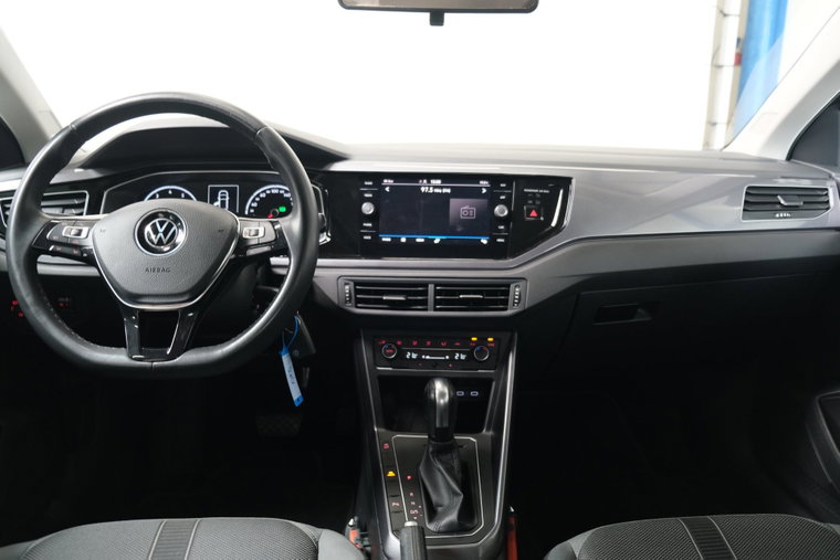 Vehicle Image 13