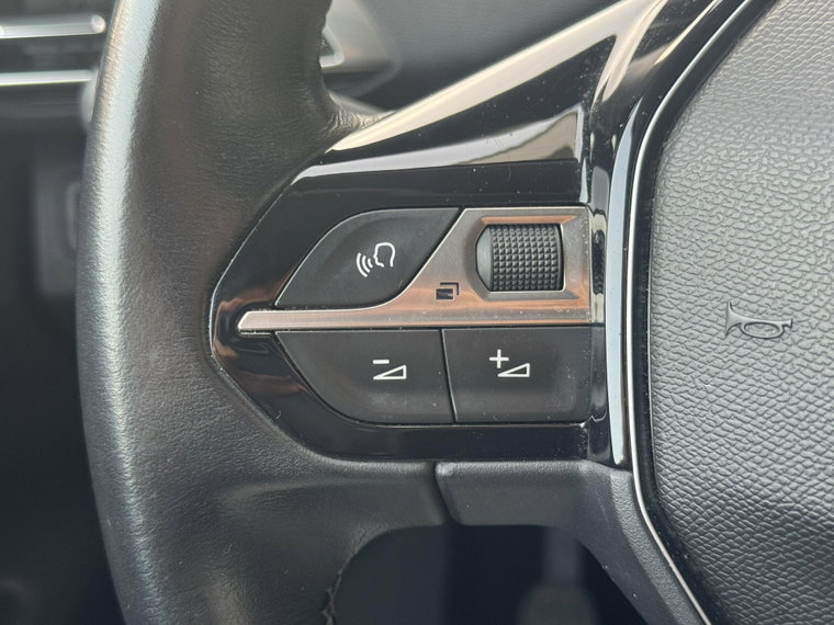Vehicle Image 29