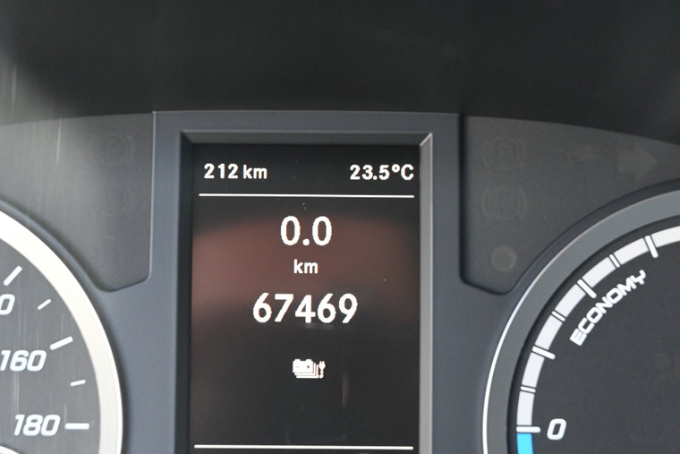 Vehicle Image 16