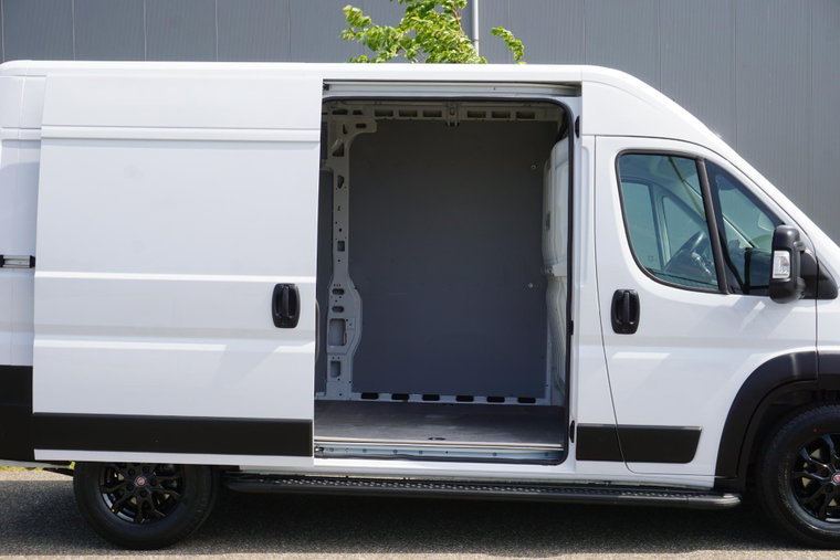 Vehicle Image 39