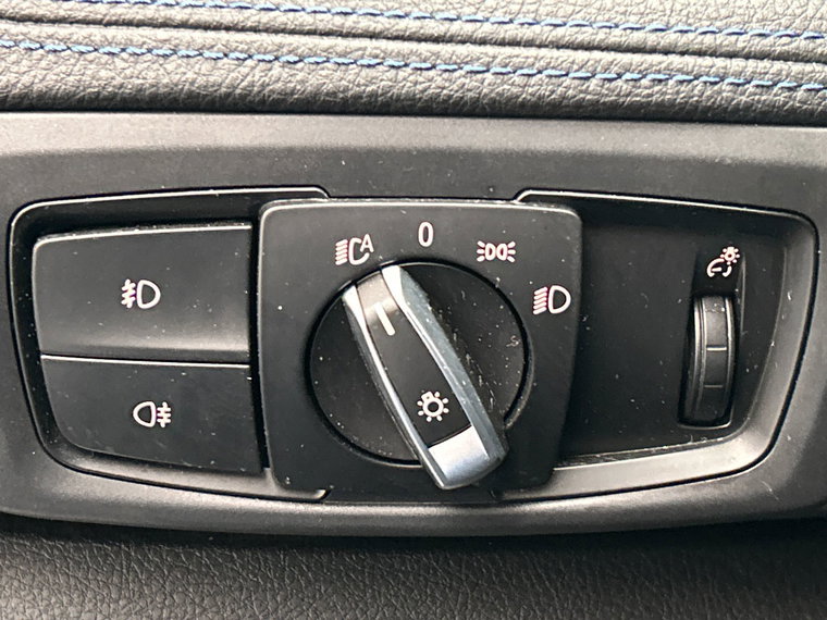 Vehicle Image 26