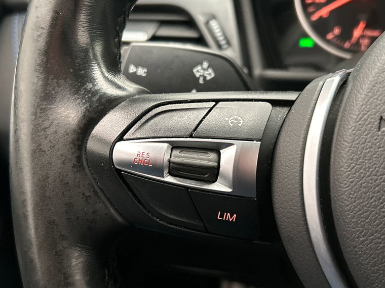 Vehicle Image 41