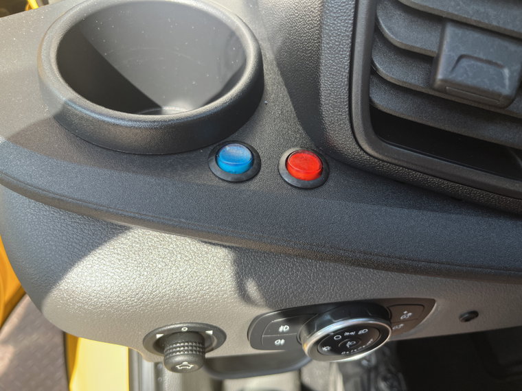 Vehicle Image 28