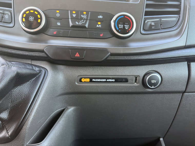 Vehicle Image 36