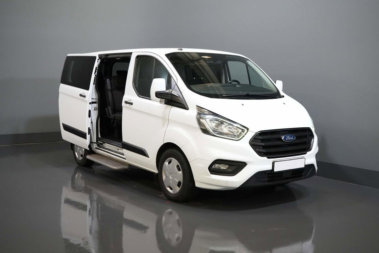 Vehicle Image 8