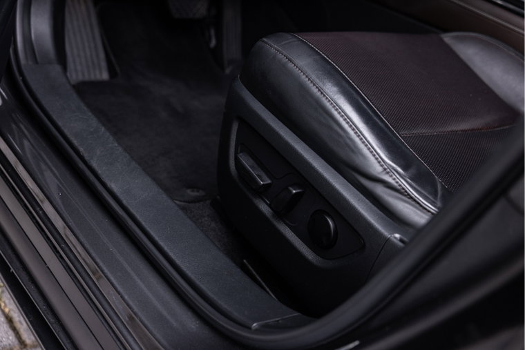 Vehicle Image 31